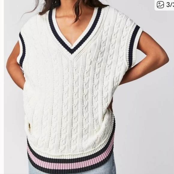 We The Free White Home Game Vest Cable Knit Oversized Sweater Vest Medium - Picture 2 of 14